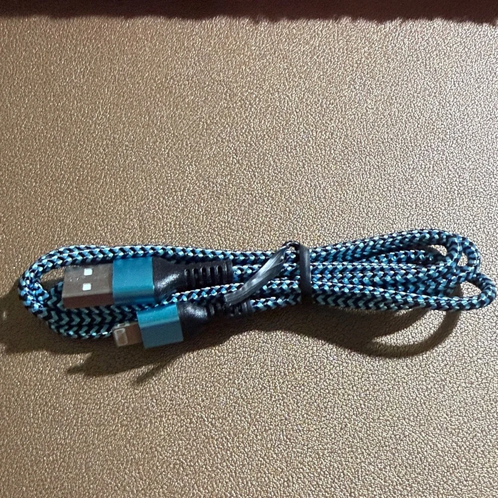 USB to Lightning Charging Cable 3ft